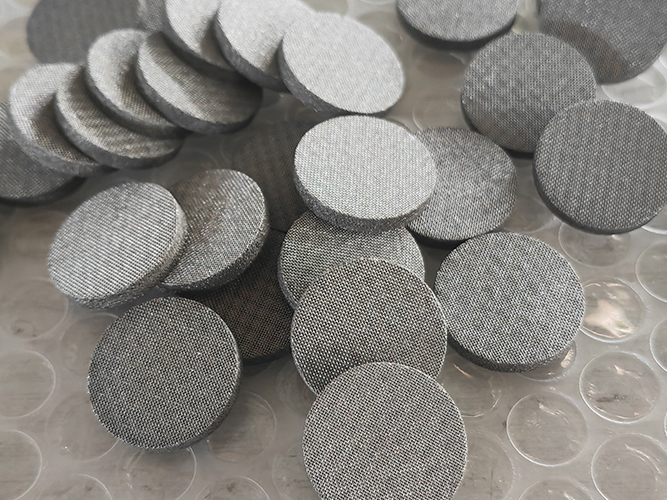 烧结网隔爆片和普通隔爆片有什么区别，哪个防爆效果更好